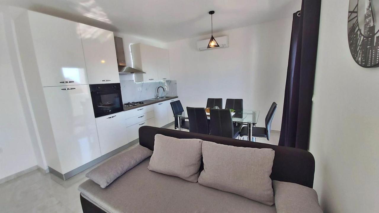 Apartments Zorica Duće Extérieur photo