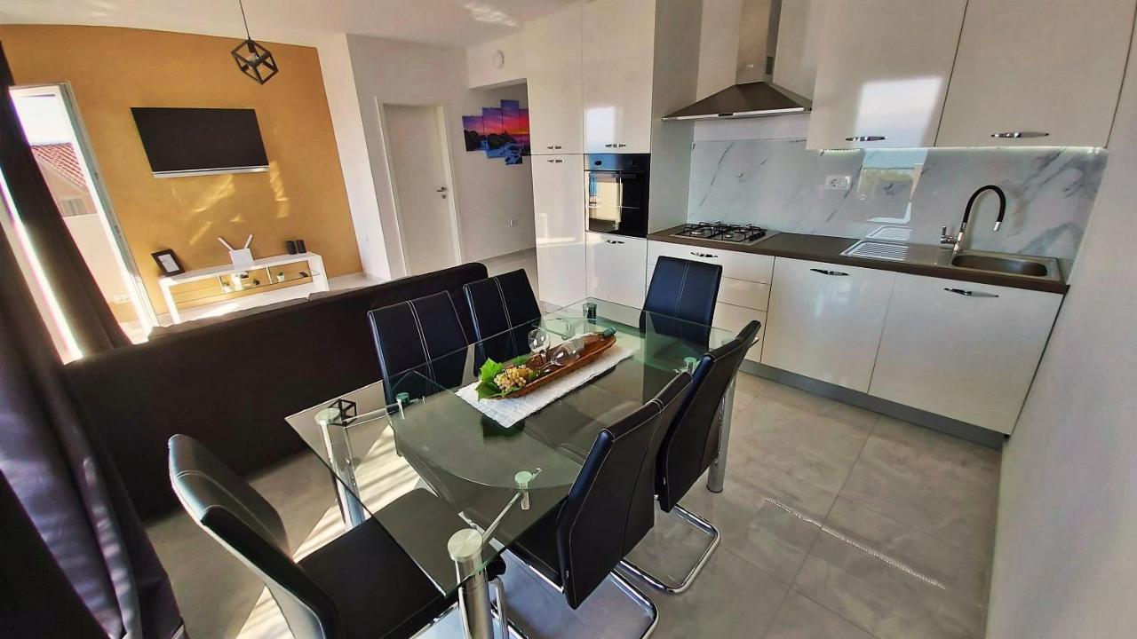 Apartments Zorica Duće Extérieur photo